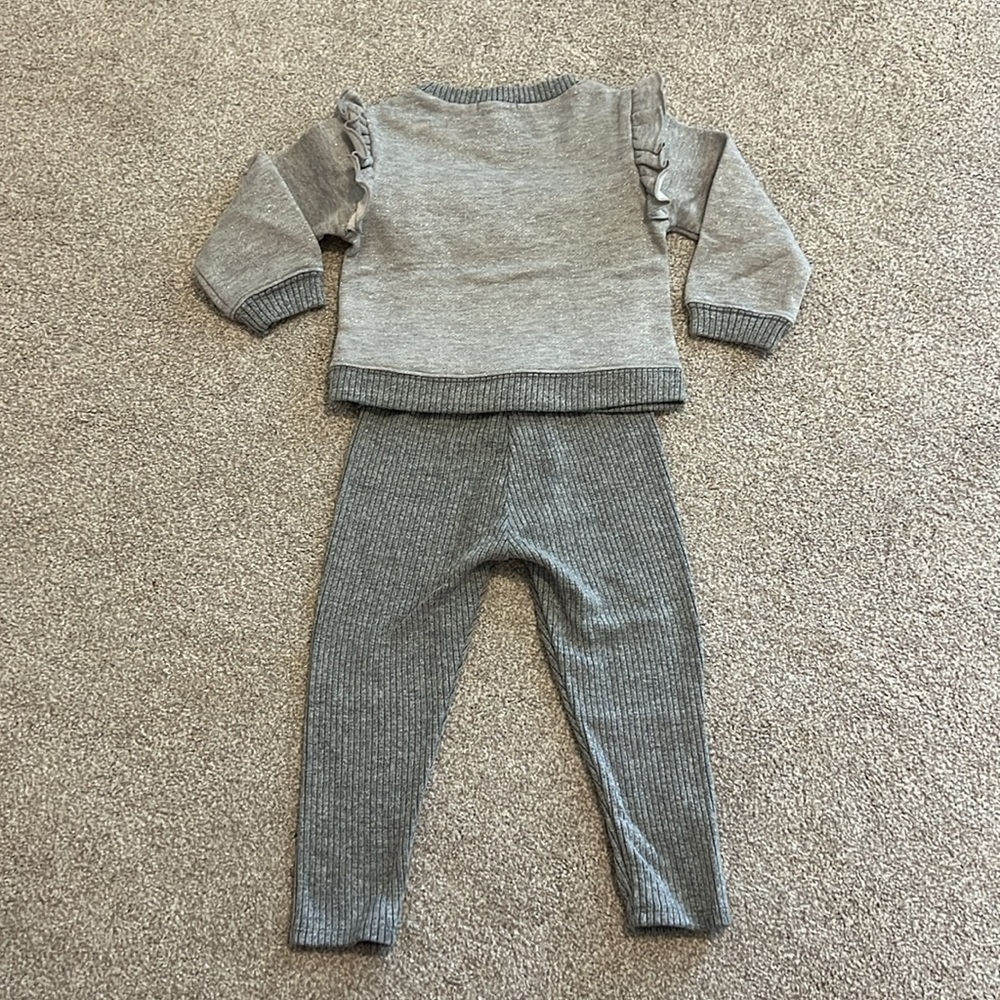 Splendid Ruffle Sweatshirt & Legging Set - Picture 2 of 5